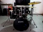 TAMA drum