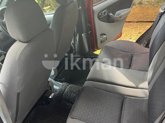 Tata Indica 2006 photo 4