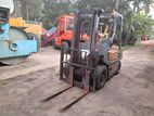 TCM GASOLINE 2.5TON FORK LIFT