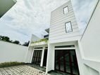 (TDM272) Newly Built Luxury 3 Story House for Sale in Athurugiriya..