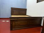 Teakka Bed