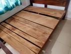 තේක්ක ඇඳ -අඩි 5 x6 (Queen Size Bed)