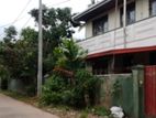 Terrazzo Floor, Upstairs House For Rent In Rajamahawihara Rd, Nawinna