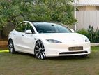 Tesla Model 3 2024