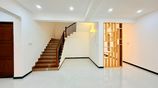 Thalawathugoda 4 BR Brand New Luxurious House for Sale