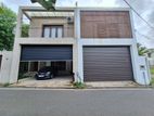 thalawathugoda junction 3st luxury house for sale