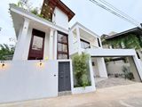 Thalawathugoda Luxury 4 BR House For Sale In Kalalgoda Road