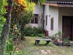 Thalawathugoda Temple Road 25 Perches of Land with an old House for Sale