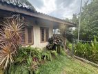 Thalawathugoda Temple Road 25 Perches of Land with an old House for Sale