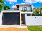 The Beautiful Luxury House for Sale in Athurugiriya