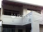 Three bed house for rent in Baudhaloka Mw Colombo 07