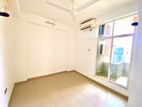 Three Bedroom 15 Years Old Apartment - Rent Colombo 4