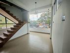 Three Storey Commercial Building For Rent In Colombo 05