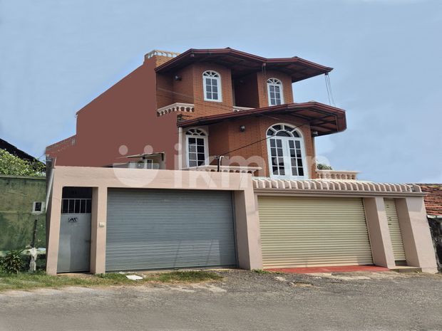 Three Storey House for Rent at Mount Lavinia, Colombo