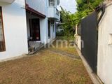 Three Storied Fully Furnished luxury House For rent in Kotte