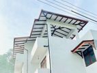 Three Story House for Rent in Battaramulla