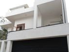 Three Story House for Sale in Athurugiriya