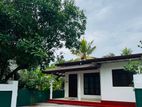 තනිමහල් නිවසක් විකිනිමට මාලබෙි හොරයිෂන් පාසලආසන්නව