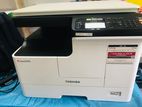 Toshiba photo copy machine