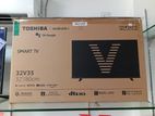 TOSHIBA SMART LED 32 TV W/ BOX