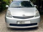 Toyota 2nd Gen Prius - For Rent 🚘