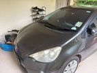Toyota Aqua 2012