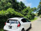 Toyota Aqua 2015