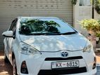 TOYOTA AQUA FOR RENT