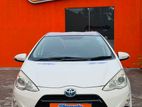 TOYOTA AQUA For Rent