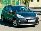 Toyota Aqua G GRADE HYBRID 2013