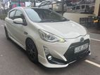 Toyota Aqua GS 2012