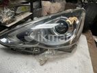 toyota aqua head light