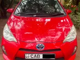 Toyota Aqua Hybrid 2012