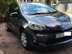 Toyota Aqua Prius C 2014