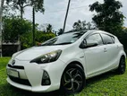 Toyota Aqua S Grade 2012