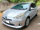 Toyota Aqua S Grade 2013