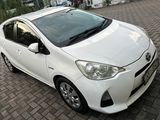 Toyota Aqua S Grade 2013