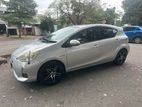 Toyota Aqua S Grade 2013