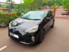 Toyota Aqua S GRADE 2013