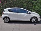 Toyota Aqua S Grade 2015