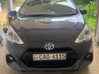 Toyota Aqua S Grade 2015