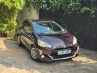 Toyota Aqua S Grade 2015
