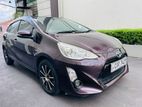 Toyota Aqua S GRADE 2015