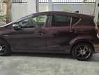 Toyota Aqua S Grade 2016