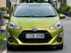 Toyota Aqua S Grade Urban 2015