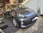 Toyota Aqua S Limited 2013