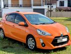 Toyota Aqua Urban 2015
