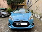 Toyota Aqua Urban 2015