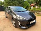 Toyota Aqua Urban 2015