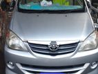 Toyota Avanza 2011